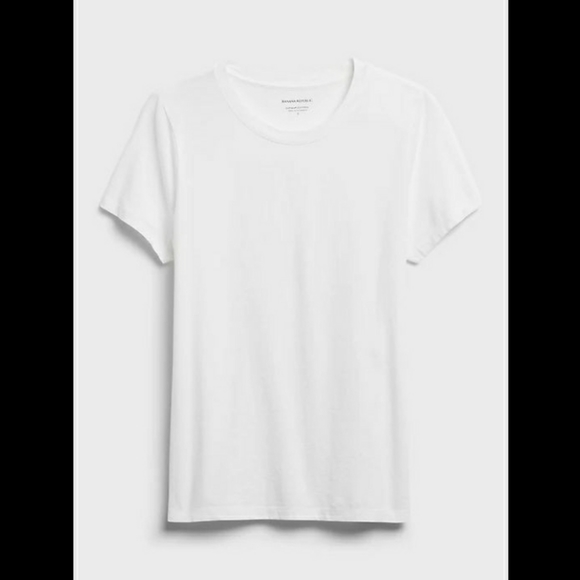 Banana Republic Tops - LEAVING 5/3: Classic White T-Shirt